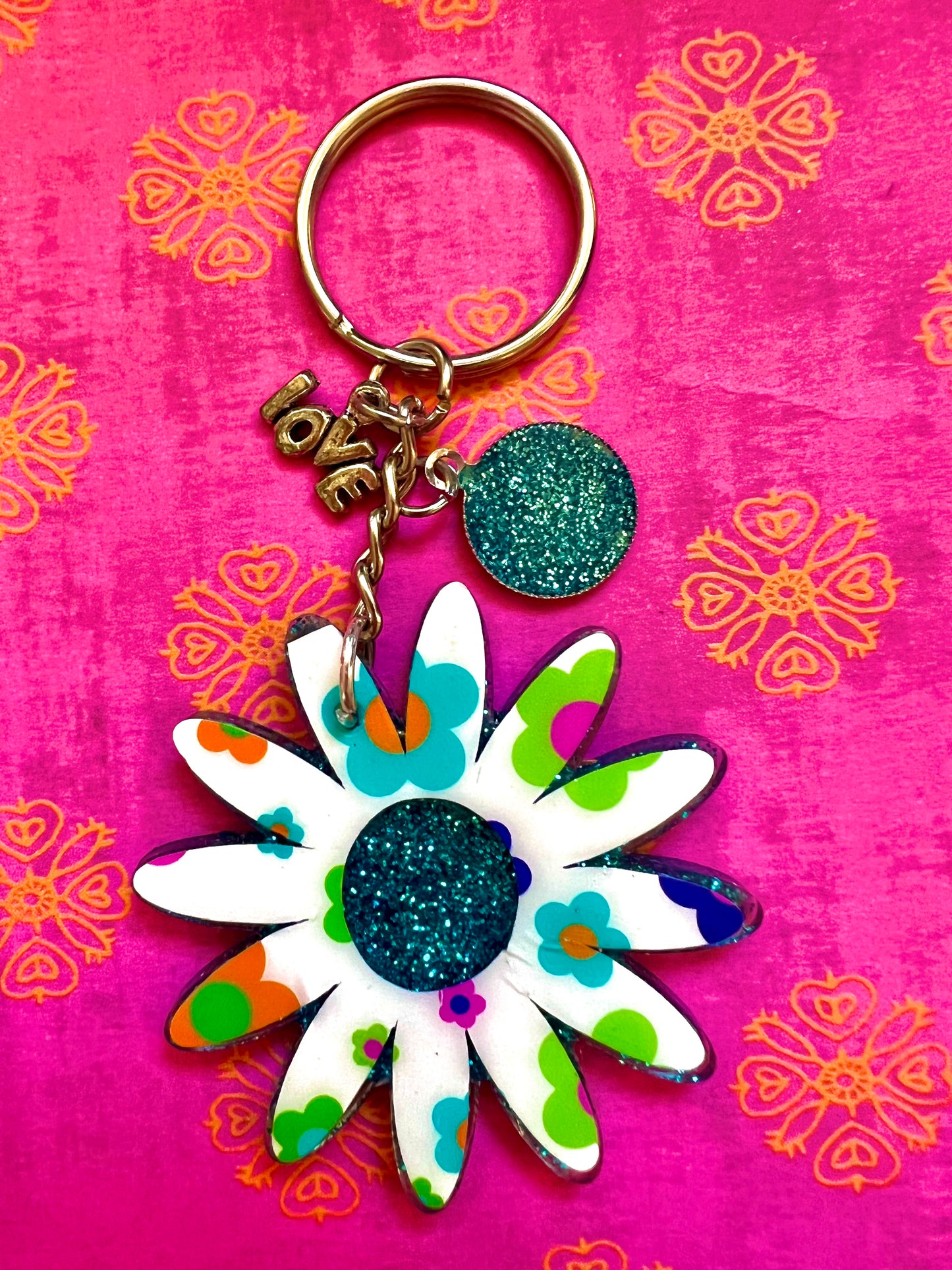 Keychain daisy blue